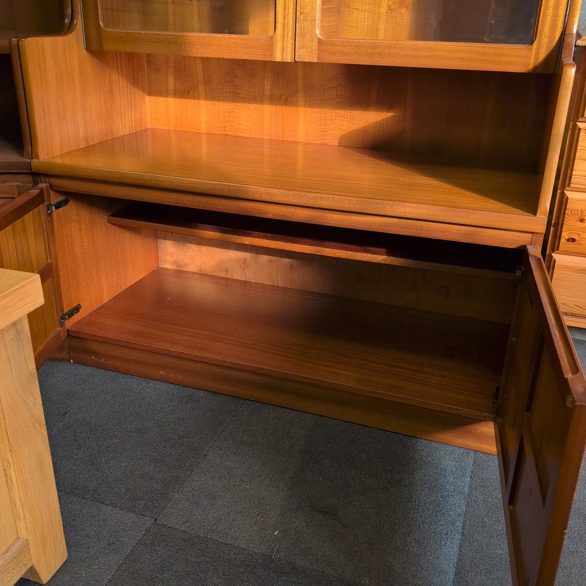 Wall Unit